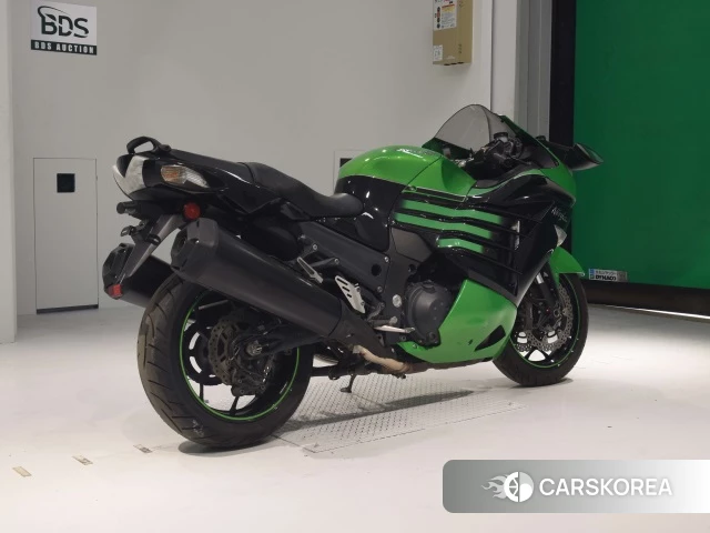 Проданный Kawasaki ZX-14R NINJA ABS 2013 из Японии, фото 2