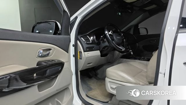 Kia The New Carnival id 4732198 из Кореи 18