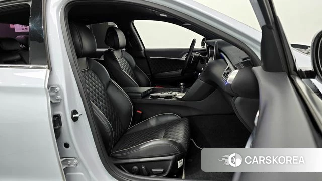 Genesis G70 id 4339521 из Кореи 18