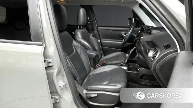 Jeep Renegade id 4409230 из Кореи 18