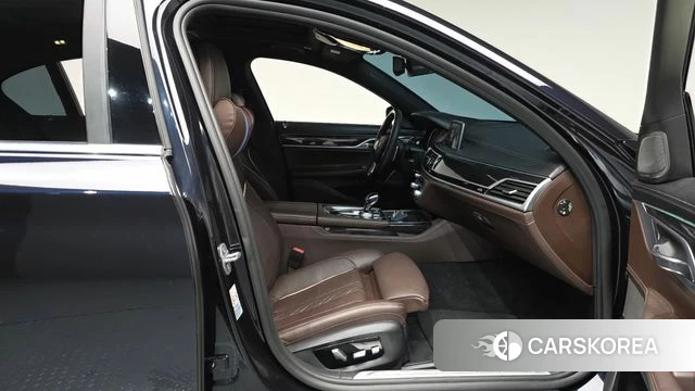 BMW 7 Series (G11) id 4937592 из Кореи 18