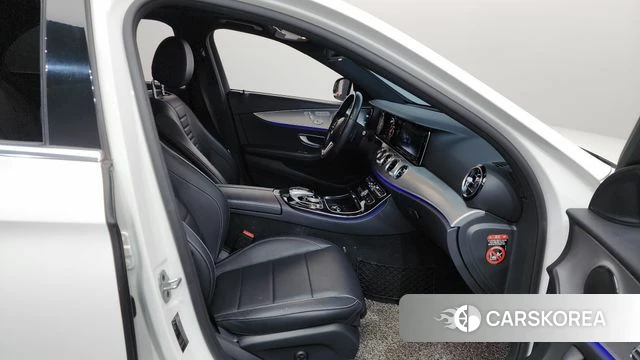 Mercedes-Benz E-Class W213 id 4294985 из Кореи 18