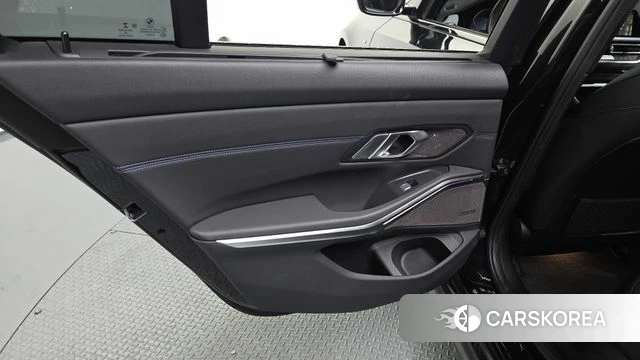 BMW 3 Series (G20) id 4324231 из Кореи 18