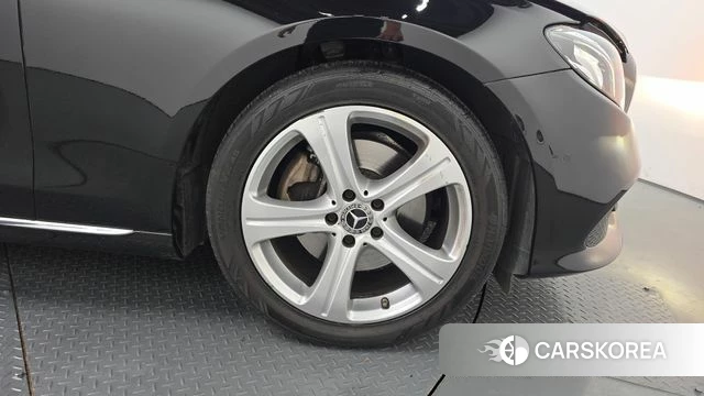 Mercedes-Benz E-Class W213 id 4605463 из Кореи 18