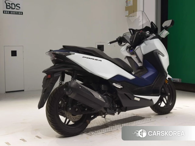 Проданный Honda FORZA 2018 из Японии, фото 2