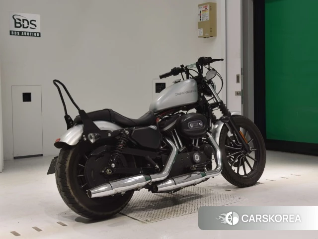 Проданный Harley-Davidson Sportster XL883N 2010 из Японии, фото 2