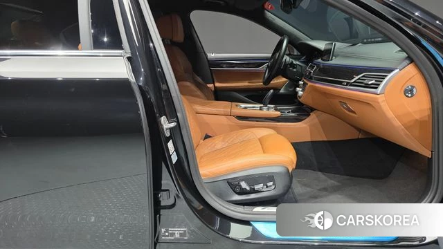 BMW 7 Series (G11) id 4687895 из Кореи 18
