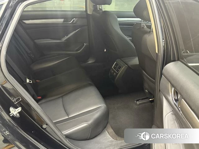 Honda Accord id 3913534 из Китая 18