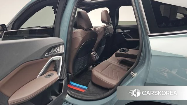 BMW iX1 (U11) id 4540484 из Кореи 18