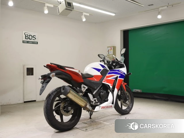 Проданный Honda CBR250R 2015 из Японии, фото 2