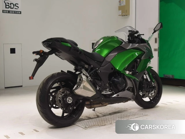 Проданный Kawasaki Z1000SX 2018 из Японии, фото 2