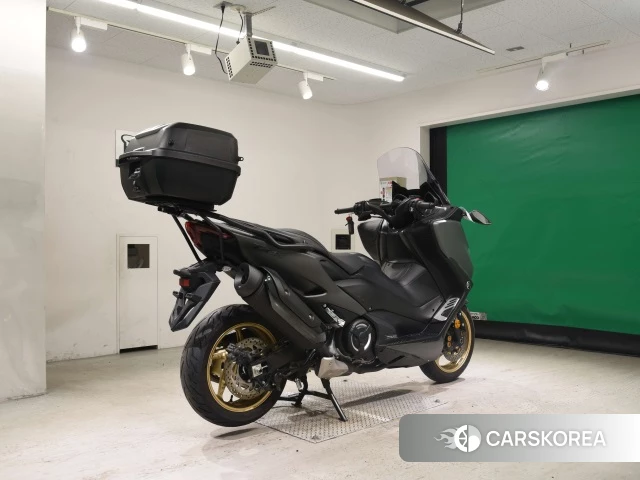 Проданный Yamaha T-MAX 560 TECH MAX 2021 из Японии, фото 2