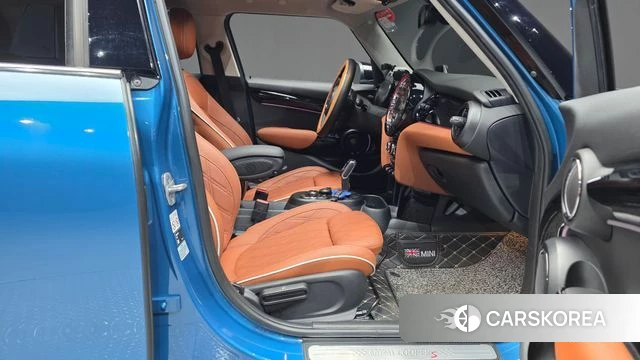 Mini Cooper S id 4400598 из Кореи 18