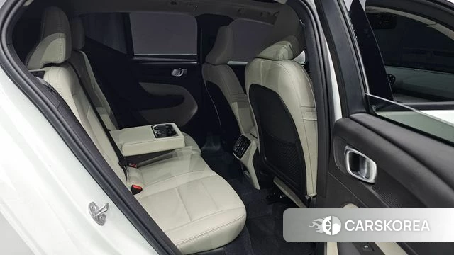 Volvo XC40 id 4487788 из Кореи 18