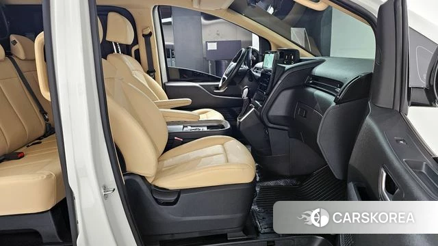 Hyundai Staria id 4360278 из Кореи 18
