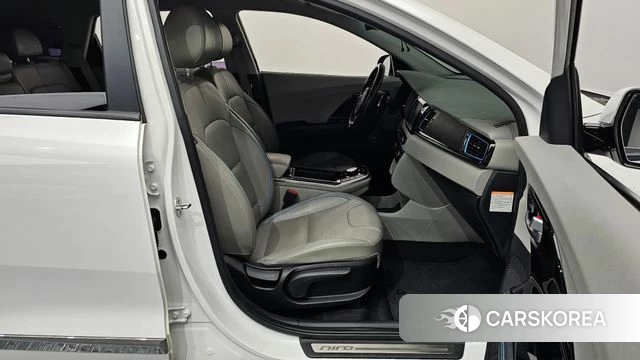 Kia Niro EV id 4339658 из Кореи 18