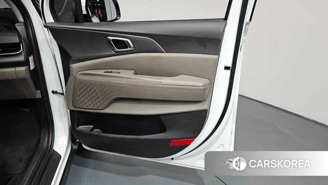 Kia The New Carnival 4th Generation id 4493905 из Кореи 18