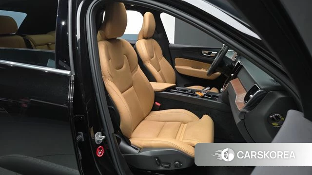 Volvo XC60 second Generation id 4854115 из Кореи 18