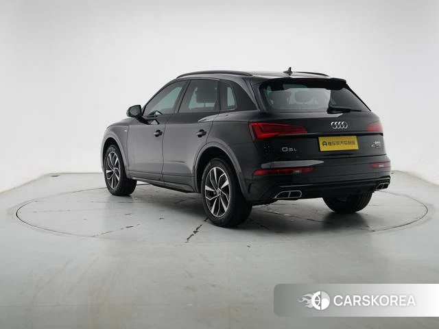 Audi Q5L id 4290468 из Китая 18