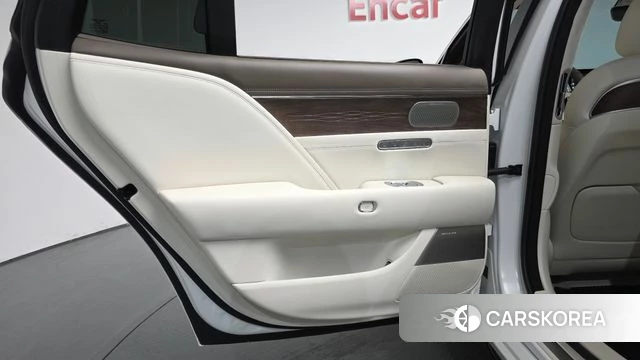 Genesis G90 (RS4) id 4612731 из Кореи 18