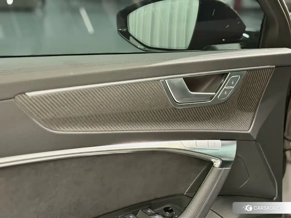 Audi RS 6 id 4583913 из Китая 18