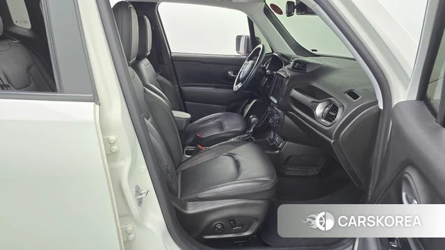 Jeep Renegade id 4294671 из Кореи 18