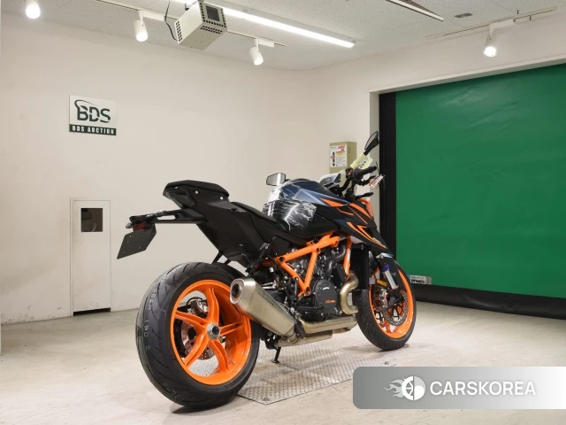 Проданный KTM 1290 SUPER DUKE R 2022 из Японии, фото 2
