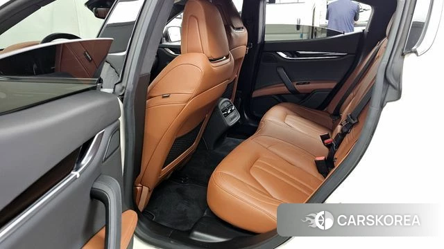 Maserati Ghibli id 4344071 из Кореи 18