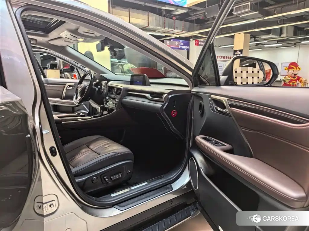 Lexus RX id 4601992 из Китая 18