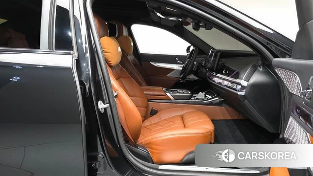 BMW 7 Series (G70) id 4578707 из Кореи 18