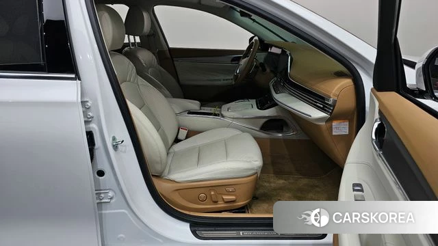 Hyundai The New Grandeur IG Hybrid id 4550944 из Кореи 18