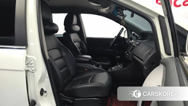 Ssangyong Korando Turismo id 4471613 из Кореи 18