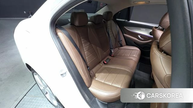 Mercedes-Benz E-Class W213 id 4286292 из Кореи 18