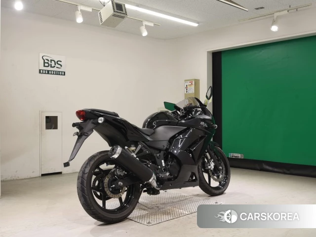 Проданный Kawasaki NINJA 250R 2012 из Японии, фото 2