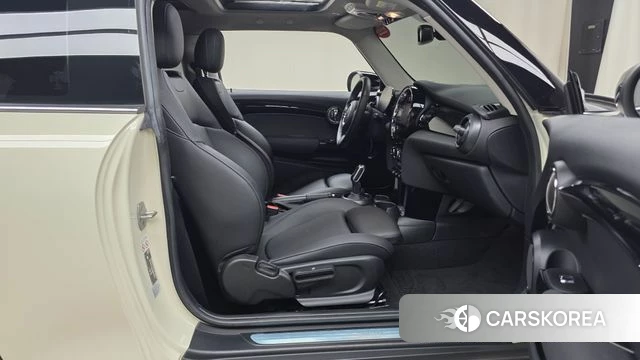 Mini Cooper id 4922801 из Кореи 18