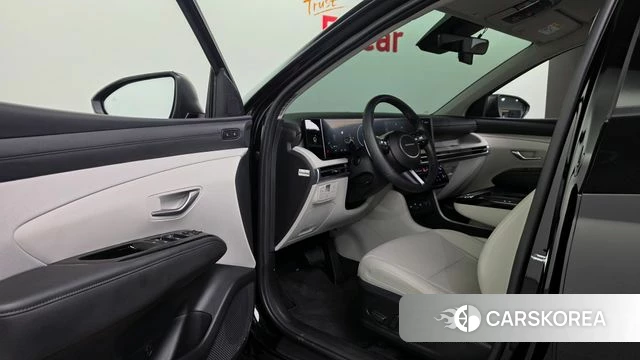 Hyundai The New Tucson (NX4) id 4904403 из Кореи 17