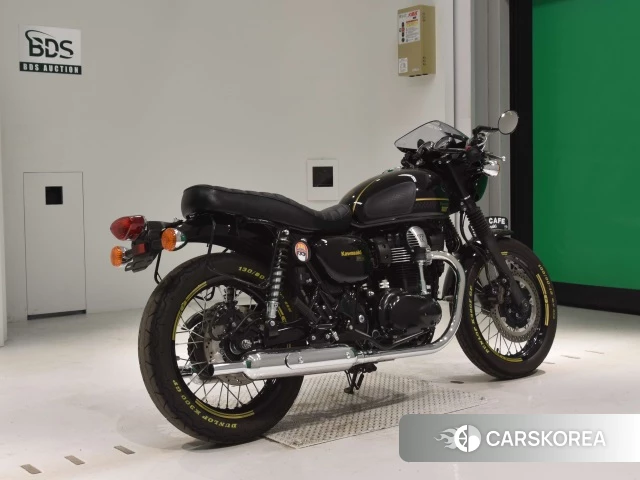 Проданный Kawasaki W800 CAFE 2023 из Японии, фото 2