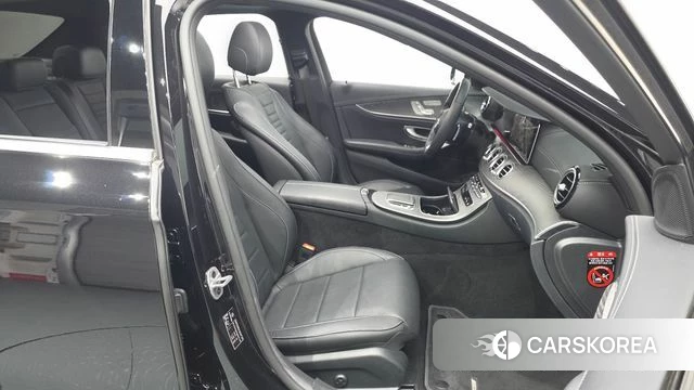 Mercedes-Benz E-Class W213 id 4631398 из Кореи 18