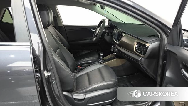 Kia Stonic id 4733072 из Кореи 18