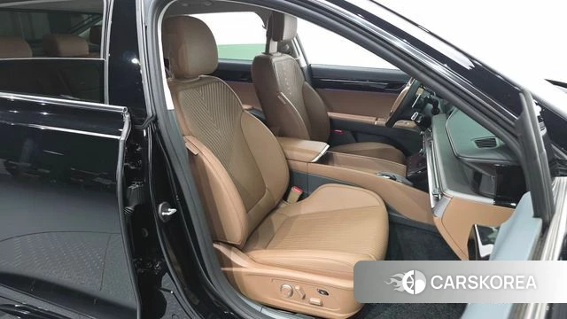 Hyundai Grandeur (GN7) id 4516516 из Кореи 18