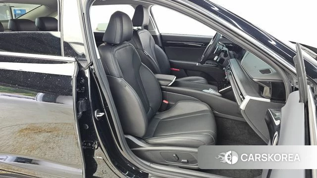 Hyundai Grandeur (GN7) id 4408656 из Кореи 18