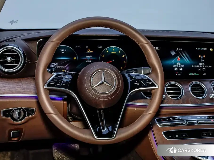 Mercedes-Benz E-Class id 4634719 из Китая 18