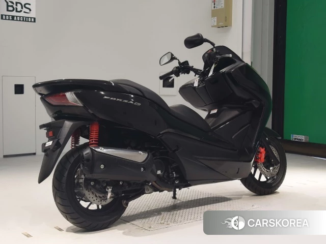 Проданный Honda FORZA 2013 из Японии, фото 2