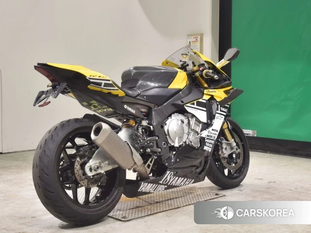 Проданный Yamaha YZF-R1M 2016 из Японии, фото 2