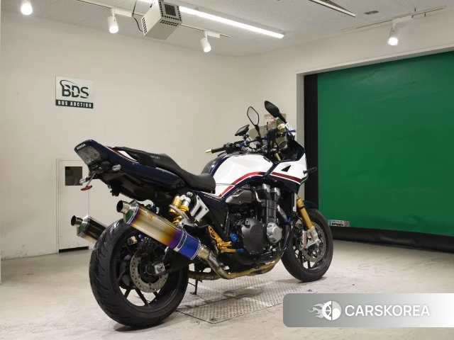 Проданный Honda CB1300SF BOLDOR SP 2019 из Японии, фото 2