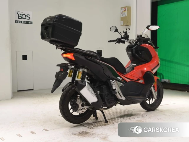 Проданный Honda ADV150 2019 из Японии