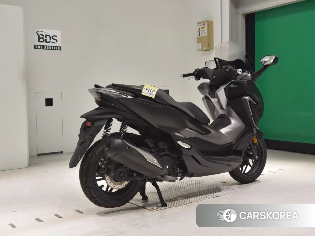 Проданный Honda FORZA 2018 из Японии