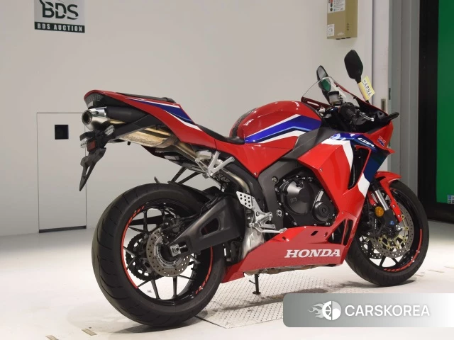 Проданный Honda CBR600RR 2021 из Японии, фото 2