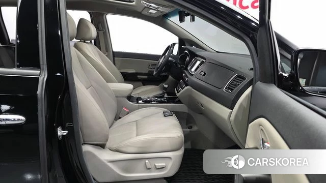 Kia The New Carnival id 4672669 из Кореи 18