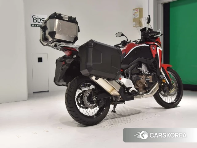 Проданный Honda CRF1100L AFRICA TWIN DCT 2020 из Японии, фото 2